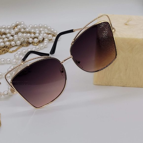 Pretty Kitty Cat Eye Sunglasses - LAST ONE!!! - Picture 9 of 10